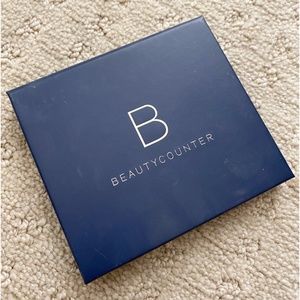 Beautycounter Classic Eyeshadow palette